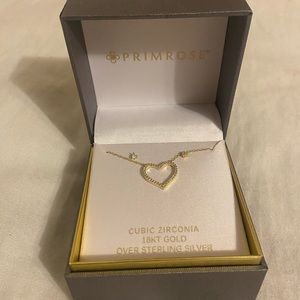 Primrose NEW in box Gold Heart Necklace with Earrings